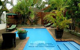 Bhangazi Lodge Bed & Breakfast